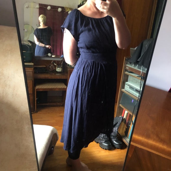 *SHAREEN* navy dress - Picture 3 of 5